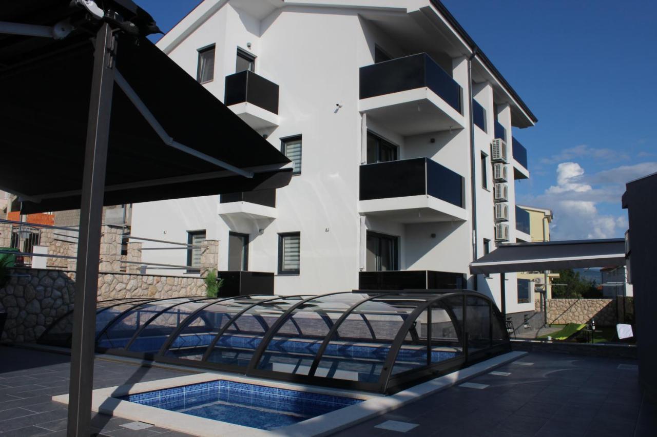Villa Buba **** Novi Vinodolski Exterior foto