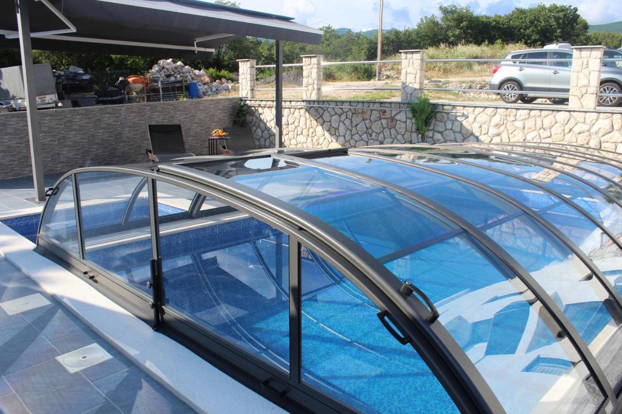 Villa Buba **** Novi Vinodolski Exterior foto