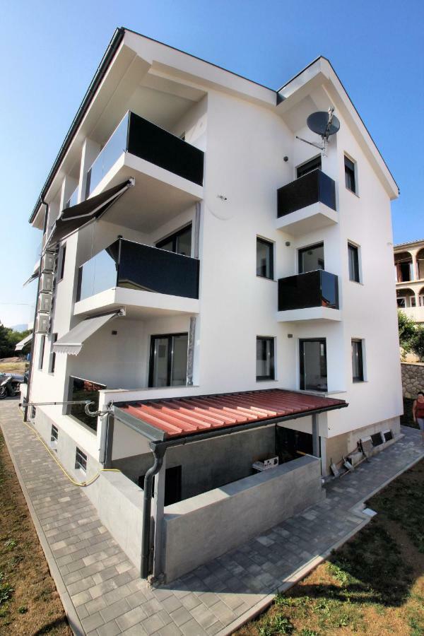Villa Buba **** Novi Vinodolski Exterior foto